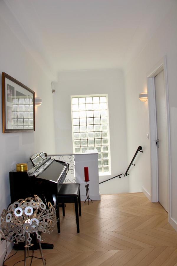Sea View Villa - Antibes - Beach - Pool - Art Deco Екстериор снимка